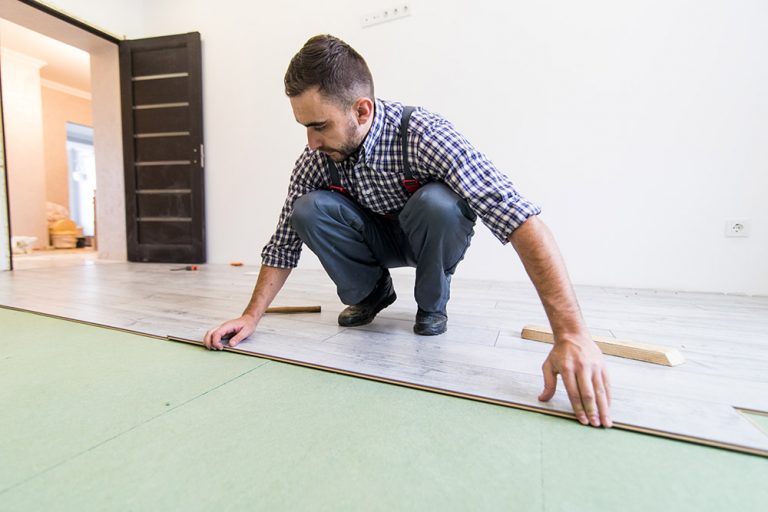 Install laminate flooring Toronto
